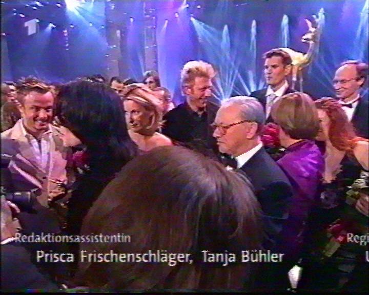 049.jpg