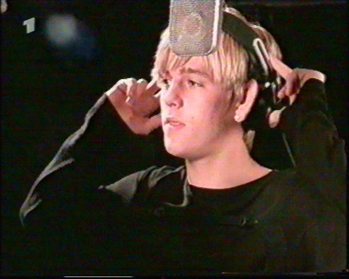 011.jpg