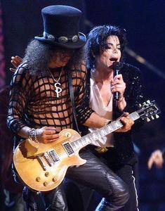 slash02.jpg